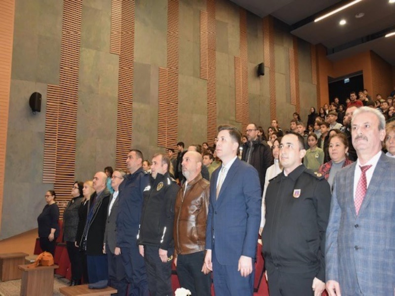 12 Mart İstiklal Marşı’nın Kabulü ve Milli Şairimiz Mehmet Akif Ersoy’u Anma Programı Düzenlendi