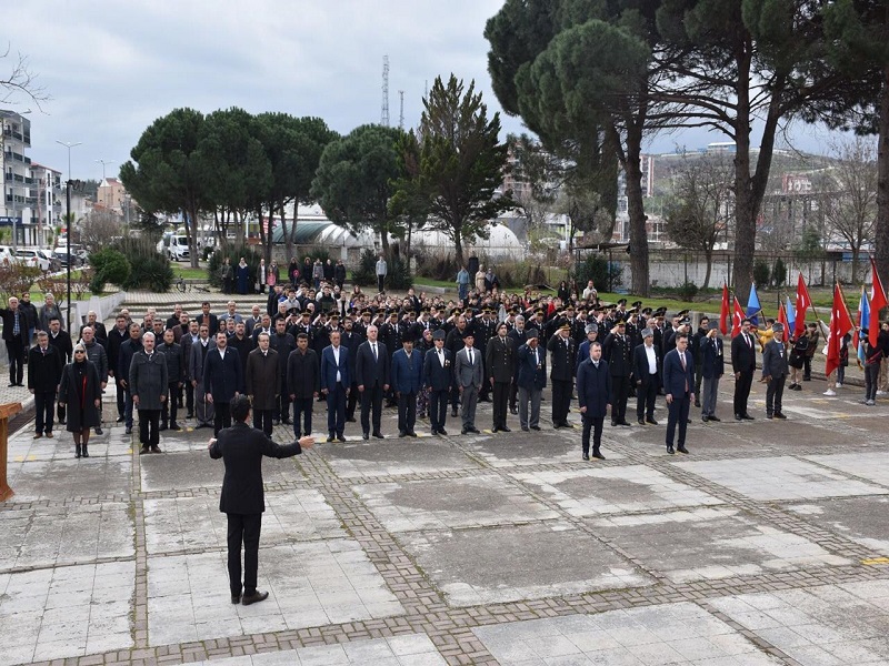 18 Mart Şehitleri Anma ve Çanakkale Deniz Zaferinin 108. Yıldönümü Programı Düzenlendi